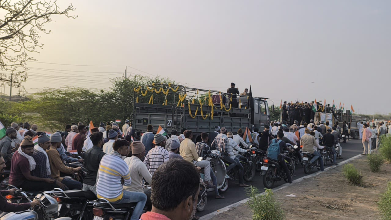 માળીયા હાટીના તાલુકાના ગળોદર ગામના 30 વર્ષીય આર્મી મેન નું અવસાન તેમના પાર્થિવ દેહ ને માદરે વતન ખાતે આપવામાં આવી અંતિમ વિદાય
