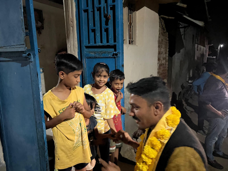 કડી પેટા ચૂંટણીમાં  AAP ઉમેદવાર જગદીશ ચાવડાએ આજે સેદરડી, સેદારાણા, થોડમલપુરા, ખંડમોરવા, કડી કસબા, ધડોદ, સુજાતપુરા, રણછોડપુરા, નરસિંહપુરા ગામની મુલાકાત લીધી