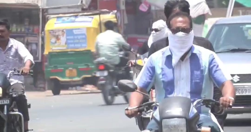 47.3 ડિગ્રીમાં તપતું અમદાવાદ અને હિંમતનગર ,ગુજરાતમાં આગ ઓકતી ગરમીએ તમામ રેકોર્ડ તોડ્યા, રાજ્યમાં અમદાવાદ સૌથી વધું ગરમ શહેર બન્યું 