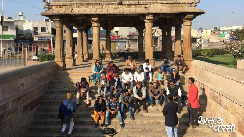 ગુજરાતનાં વિવિધ જીલ્લાઓમાંથી ૨૧ બાળકો સહીત કુલ ૧૩૧ કલા સાધકોને 