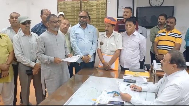 ગાંધીનગર ક્ષત્રિય રાજપૂત સમાજ દ્વારા  રૂપાલાની ટિકિટ રદ કરવા માંગ 