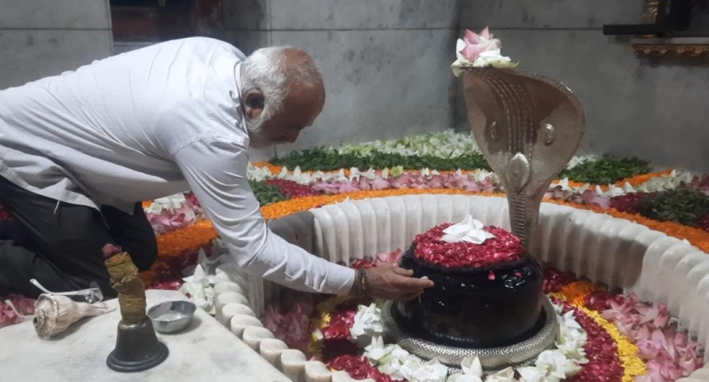 શ્રાવણ માસ, શિવભકતોમાં તપ, આરાધના અને ભકિતનો માહોલ અમદાવાદમાં એક હજાર વર્ષ પ્રાચીન સોમનાથ મંદિરે ભીડ જામી શિવ મંદિરોમા પૂજન-અર્ચન માટે વિશિષ્ટ આયોજન 