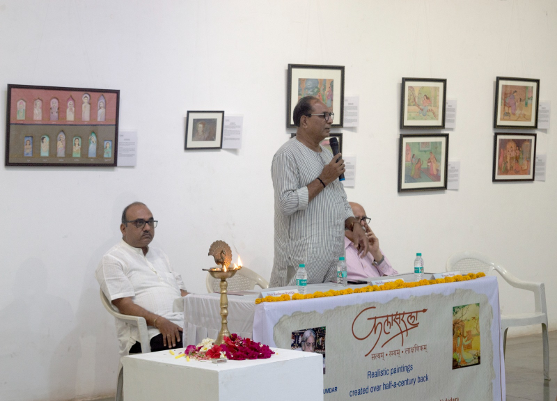 વડોદરા ખાતે યોજાયું 'માનવ મૂલ્યોને રંગ-રેખાઓ દ્વારા સાકારીત કરતાં ચિત્રોનું પ્રદર્શન’ કલા સરલા 2025.                          