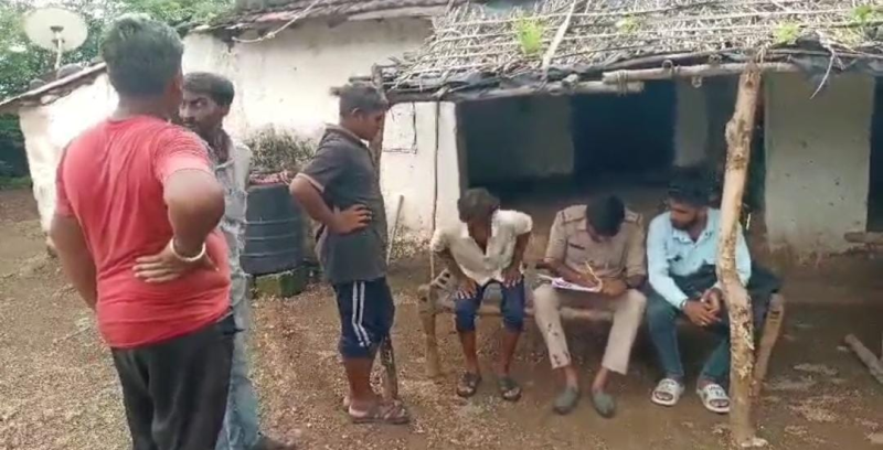 જૂનાગઢ જિલ્લાના માલીડા ગામેં જંગલના રાજા દ્વારા ચાર જેટલા પશુનું મારણ કરી મિજબાની માણી જ્યારે ત્રણ પશુને કર્યા ઘાયલ ગામ લોકોમા ભયનો માહોલ