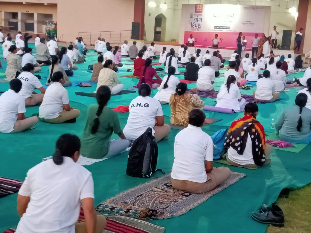 ગાંધીનગરમાં સેક્ટર 24 ખાતે મહા યોગ શિબિર નું આયોજન