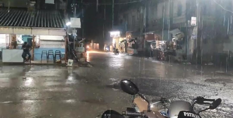 જૂનાગઢ જિલ્લામાં મેઘ મહેર યથાવત વાવણી પર કાચું સોનુ વરસ્યું માળીયા હાટીના અને માંગરોળ પંથકમાં ધોધમાર વરસાદ, રાજ્યમાં ભારેથી અતિભારે વરસાદ થવાની આગાહી