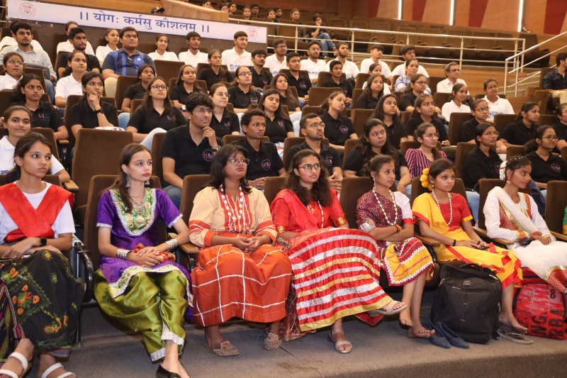 મતદાર જાગૃતિ અંગે અમદાવાદ જિલ્લા ચૂંટણી તંત્ર અને ગુજરાત યુનિવર્સિટી વચ્ચે થયા MoU