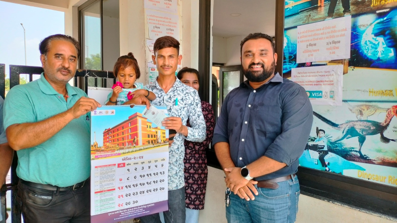 પાટણ સાયન્સ સેન્ટર ૬૯૩ કામકાજના દિવસોમાં દસ લાખથી વધુ મુલાકાતીઓનું સ્વાગત કરીને આજે નવી સિદ્ધિ હાંસલ કરી છે  મનોરંજન થકી સાયન્ટિફિક શિક્ષણ