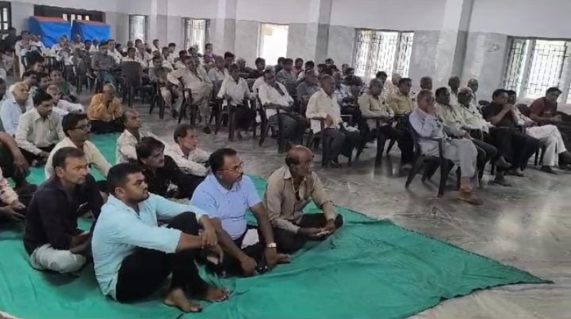 જૂનાગઢ માળીયા હાટીના તાલુકામાં પાટીદાર સમાજ નારાજ તાલુકાભરના પાટીદાર સમાજના આગેવાનોની ખોરાસા ગીર ખાતે બેઠક મળી ભારતીય જનતા પાર્ટીમાં નવા જૂનીના એંધાણ
