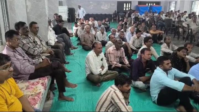 જૂનાગઢ માળીયા હાટીના તાલુકામાં પાટીદાર સમાજ નારાજ તાલુકાભરના પાટીદાર સમાજના આગેવાનોની ખોરાસા ગીર ખાતે બેઠક મળી ભારતીય જનતા પાર્ટીમાં નવા જૂનીના એંધાણ