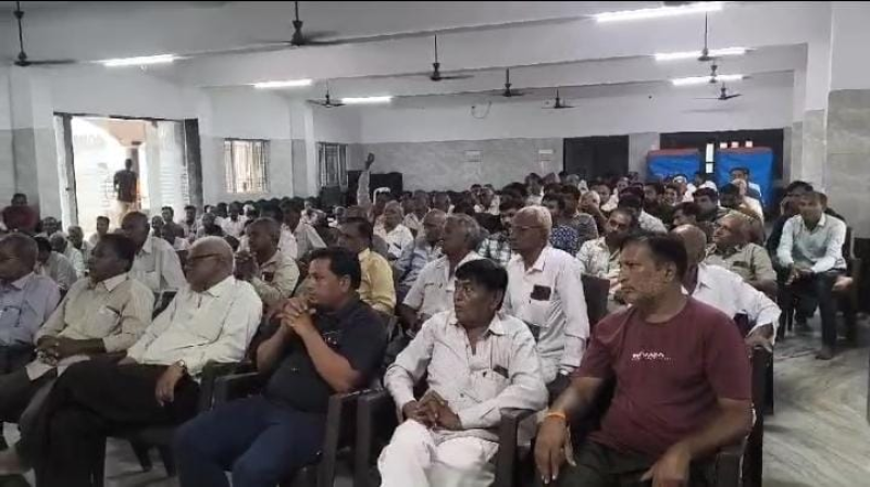 જૂનાગઢ માળીયા હાટીના તાલુકામાં પાટીદાર સમાજ નારાજ તાલુકાભરના પાટીદાર સમાજના આગેવાનોની ખોરાસા ગીર ખાતે બેઠક મળી ભારતીય જનતા પાર્ટીમાં નવા જૂનીના એંધાણ