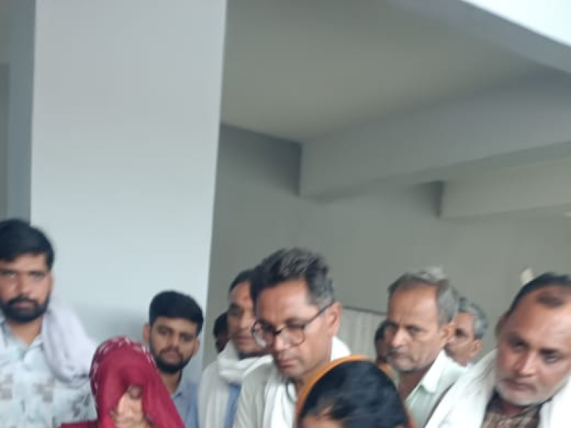 અમદાવાદમાં પ્લેન દુર્ઘટનામાં ગીરગઢડાનાં યુવાનનું થયું હતું નિધન જરગલીના યુવાન નીલનો મૃતદેહ પહોચતા ગામ હીબકે ચઢયુ પાર્થિવ દેહ વતન પહોચતા ભાવુક દૃશ્યો સર્જ્યા