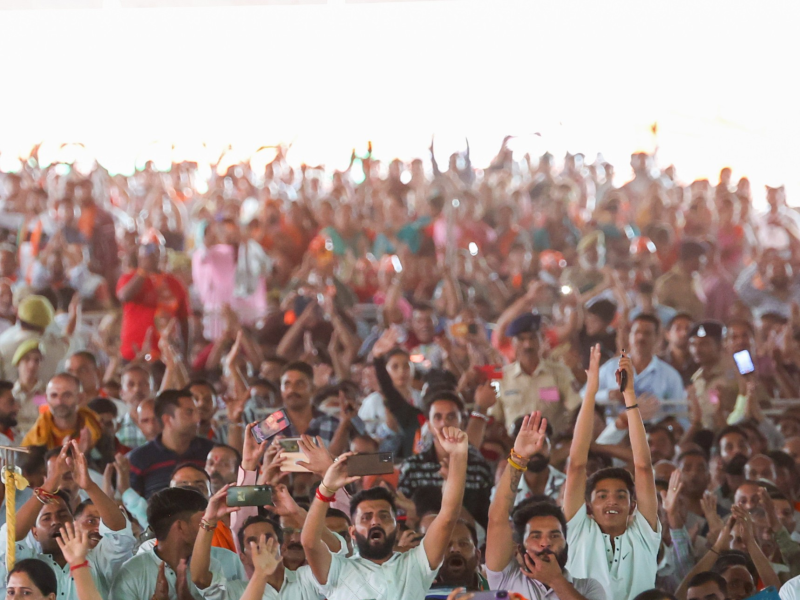 વડાપ્રધાન નરેન્દ્ર મોદીએ કટરાની રેલીમાં જય કારા શેરોવાલીના જયકારથી પોતાનું સંબોધન કર્યું ચૂંટણી પ્રચારમાં અહીં રાહુલ ગાંધી પર નિશાન તાક્યું 