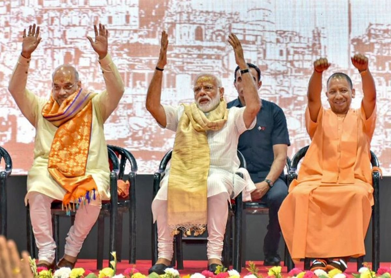 એક્ઝિટ પોલમાં કમળ ખીલે તેવા અનુમાન  વડાપ્રધાન નરેન્દ્ર મોદીના નેતૃત્વમાં એનડીએ ગઠબંધનને ફરી એકવાર સત્તામાં વાપસીનો સર્વેમાં ઉલ્લેખ 