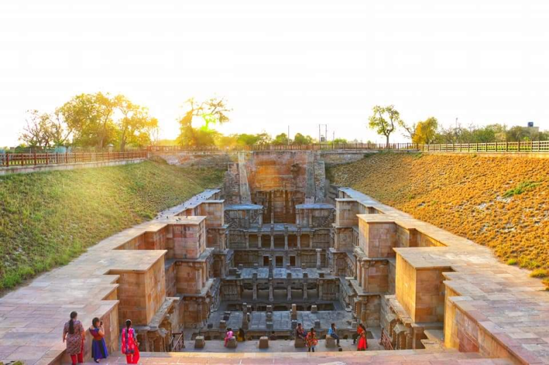 RANI-KI-VAV: A strange ancient structure Temple in the world.  UNESCO World Heritage Sites that the state of Gujarat is home to