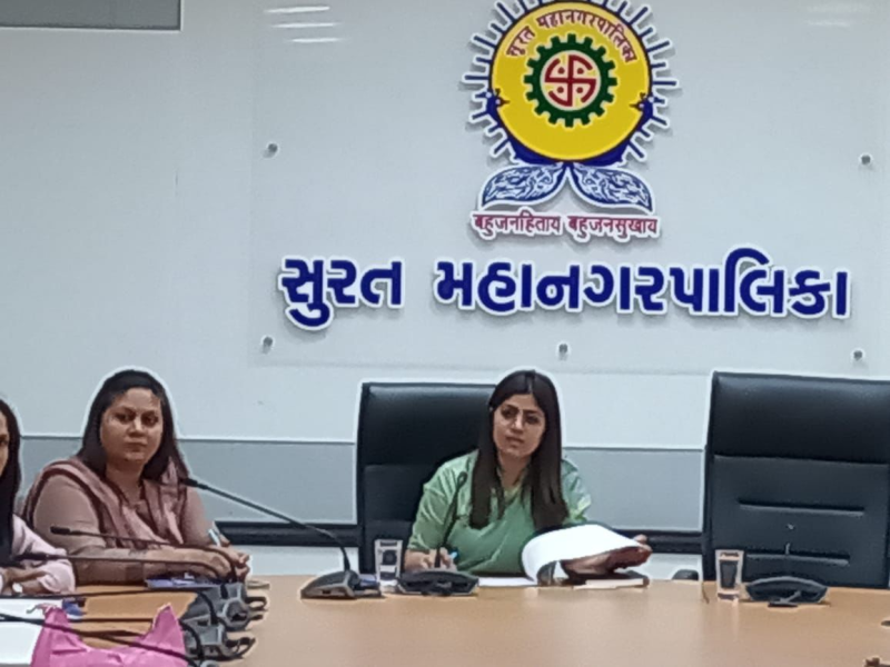 સુરતમાં પ્રિમોન્સૂન કામગીરીને લગતા રિપોર્ટ તદ્દન બોગસ, ફક્ત કાગળ પર કામગીરી બતાવવામાં આવી છે વિપક્ષે ખોલી પોલ   સમીક્ષા મિટિંગમાં અધિકારીઓ ગાયબ