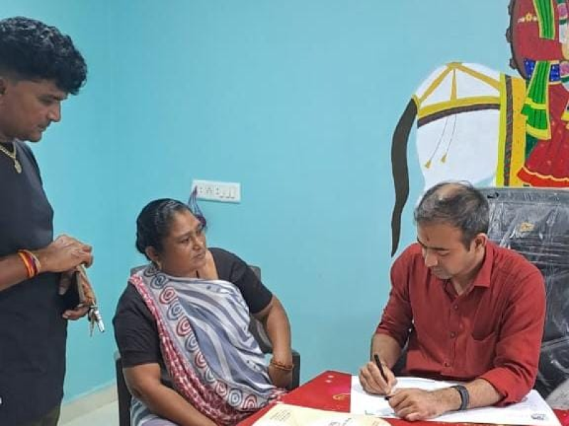 લીલી નાઘેર ચોરવાડ બંદર ખાતે ખારવા સમાજ દ્વારા સ્વરોગ નિદાન કેમ્પ યોજવામાં આવ્યો જેમાં રાજકોટ ના પ્રખ્યાત ડોક્ટરો દ્વારા સેવા આપવામાં આવી