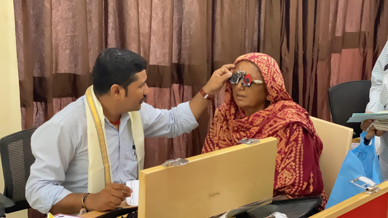 શ્રી સોમનાથ ટ્રસ્ટ આયોજિત નિશુલ્ક મેગા નેત્ર નિદાન કેમ્પનો જિલ્લા કલેકટરના હસ્તે પ્રારંભ નિશુલ્ક નેત્ર નિદાન કેમ્પમાં ભાગ લેવા મોટી સંખ્યામાં લાભાર્થીઓ પધાર્યા