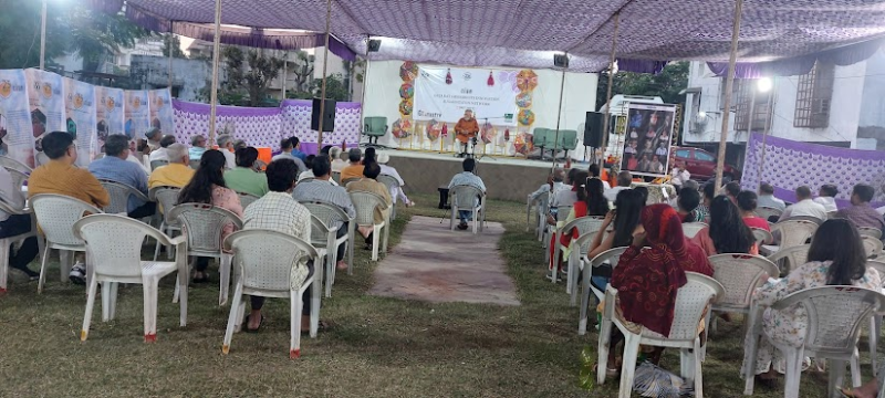 અમદાવાદમાં *સૃષ્ટિ ઇનોવેશન સંસ્થા*  દ્વારા પ્રાકૃતિક ખેડૂત હાટનું આયોજન    