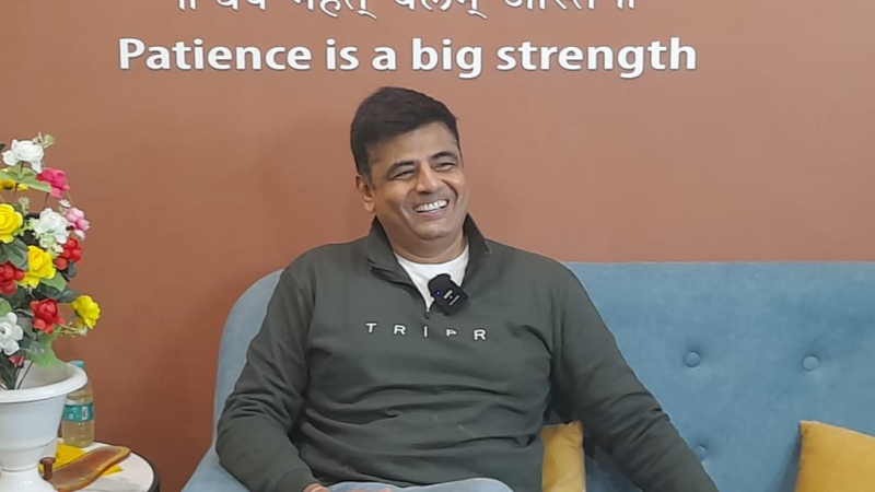 આજે રૂબરૂમાં Netflix પર ટ્રેન્ડિંગ તસ્કરી સિરીઝના લેખક વિપુલ રાવલ સાથે ફિલ્મ-OTT લેખન અને તેમના જીવન વિષે વાત           