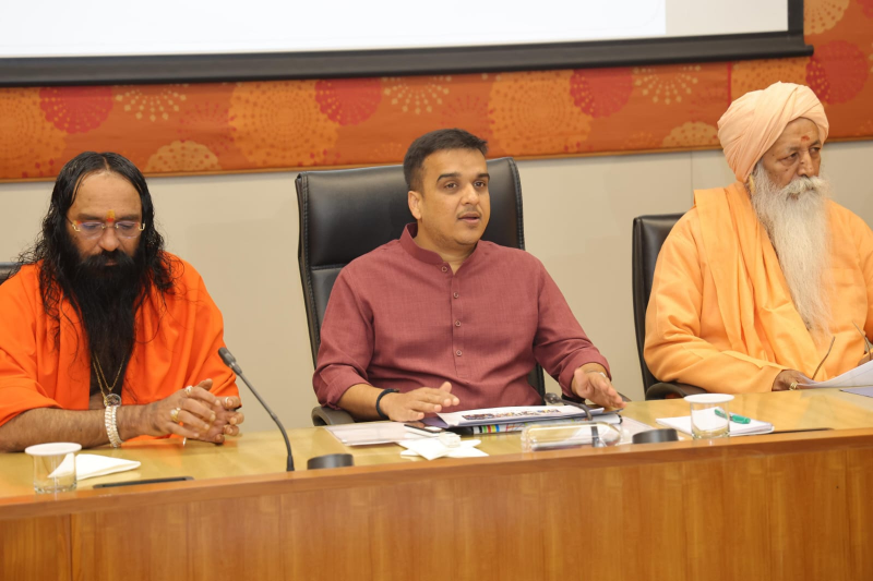 ગિરનારની ગોદમાં યોજાતો વિશ્વપ્રસિદ્ધ ભવનાથ મહાશિવરાત્રી મેળો આ વર્ષે ભવ્યાતિભવ્ય રીતે ઉજવાશે.                                 