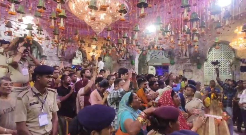 આજે અંબાજી પૂનમના મેળાનો છઠો દિવસ ભાદરવી મહાકુંભનો પાંચમો દિવસ સુખ શાંતિ રીતે પરિપૂર્ણ તરફ, પાંચ દિવસમા 22 લાખ 35 હજાર માઇ ભક્તોએ માતાજીના દર્શન કર્યા  