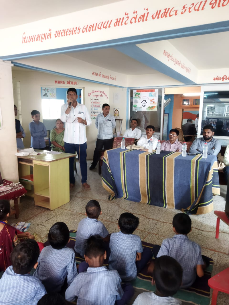 વડનગરપરા પ્રા. શાળા ખાતે શાળા કન્યા કેળવણી મહોત્સવ અને પ્રવેશોત્સવ યોજાયો શિક્ષણએ પાયાની જરૂરિયાત વિકસિત ભારતના પાયામાં પણ શિક્ષણ મહત્વનું